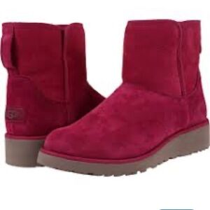 UGG KRISTEN MINI II BOOTS PINK SIZE 7 NWOT
